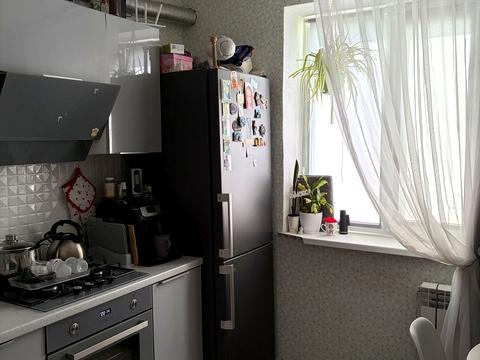 квартира за адресою Червоної Калини просп. (Володимира Маяковського), 25