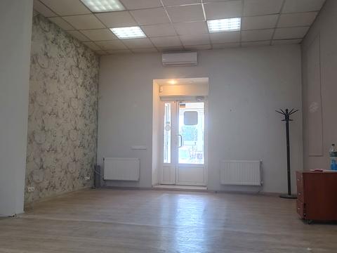 комерційна за адресою Героїв Харкова просп. (Московський), 129А