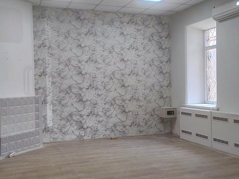 комерційна за адресою Героїв Харкова просп. (Московський), 129А