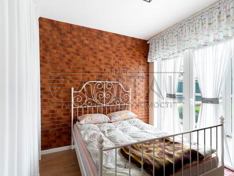 будинок за адресою Гідності вул. (Жертв Революції), 76А
