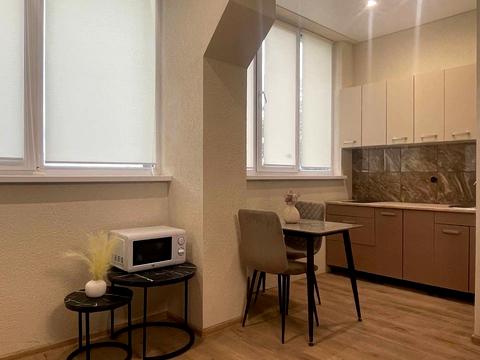 квартира по адресу Парижской Коммуны ул., 4