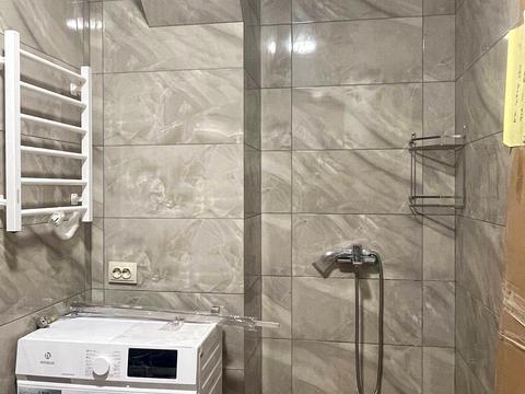квартира по адресу Парижской Коммуны ул., 4