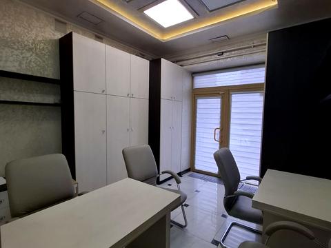 комерційна за адресою Вовчинецька вул., 207