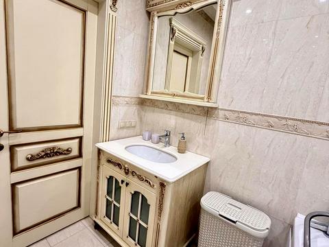 квартира за адресою Анатолія Петрицького вул., 21