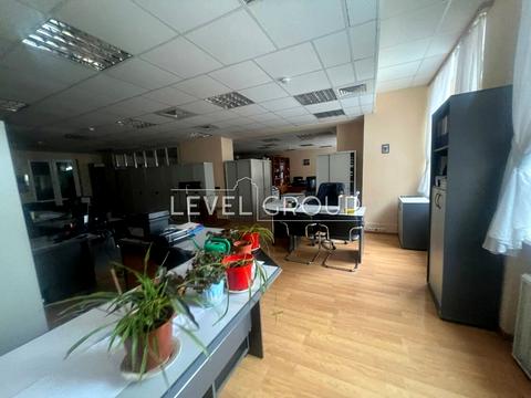 комерційна за адресою Михайла Омеляновича-Павленка вул. (Суворова), 4/6