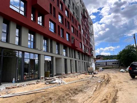 комерційна за адресою Промислова вул., 50/52