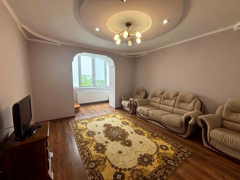 квартира за адресою Українська вул., 5