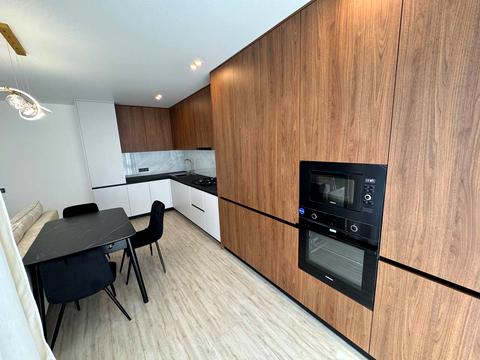квартира за адресою Степана Бандери вул., 77-Б