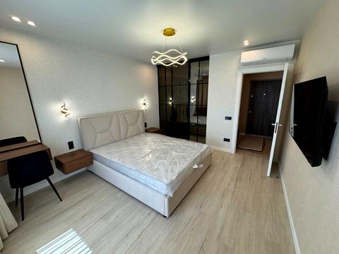 квартира за адресою Степана Бандери вул., 77-Б