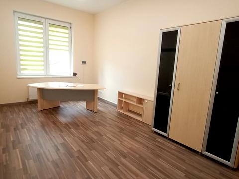 комерційна за адресою Академіка Глушкова просп., 9-В