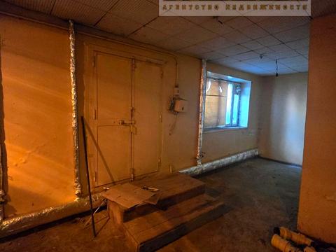 комерційна за адресою кор, 30