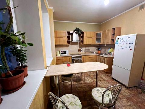 квартира по адресу Миколы Бажана просп., 10