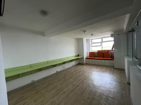 коммерческая по адресу Николая Амосова ул., 2
