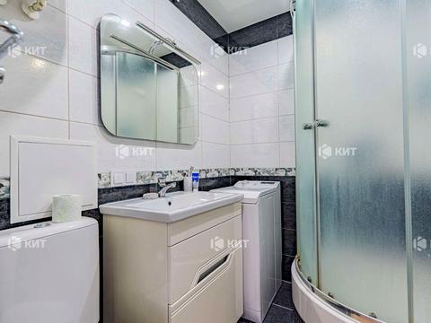 квартира за адресою Космонавтів вул., 7а