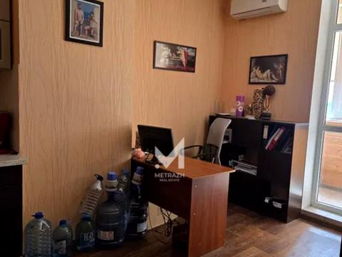 квартира за адресою Отакара Яроша пров., 12а