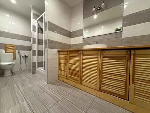 квартира за адресою Набережна Перемоги вул., 62