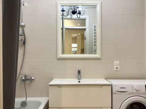квартира за адресою Набережна Перемоги вул., 42-Б