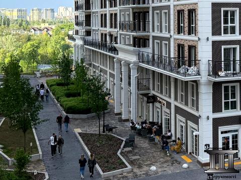 комерційна за адресою Михайла Максимовича вул. (Онуфрія Трутенка), 24-Б