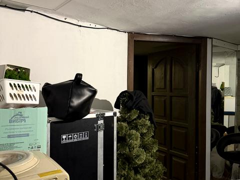 комерційна за адресою Леонтовича вул., 6-А