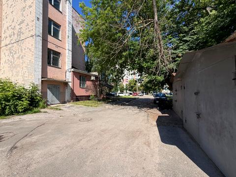 комерційна за адресою Незалежності бульв. (50 років Жовтня), 14в