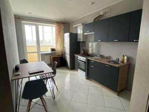 квартира за адресою Тарасівська вул., 5