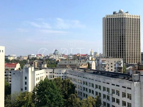 квартира за адресою Кудрявська вул., 24а