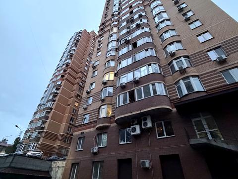 квартира за адресою Лабораторний пров., 6