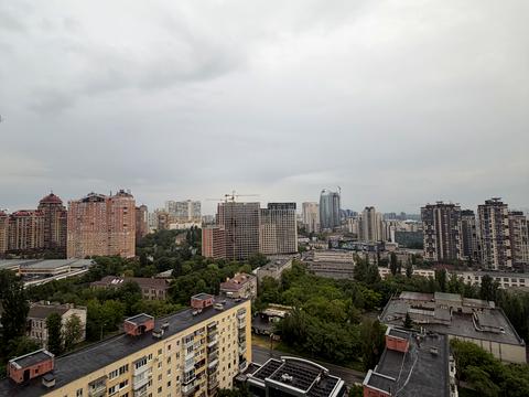 квартира за адресою Лабораторний пров., 6