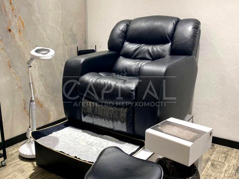 комерційна за адресою Одеська вул., (Будинок 7)