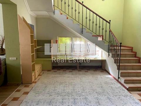 будинок за адресою смт. Козин, Лугова вул.