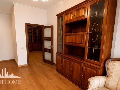квартира за адресою Кирило-Мефодіївська вул., 2