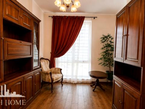 квартира за адресою Кирило-Мефодіївська вул., 2