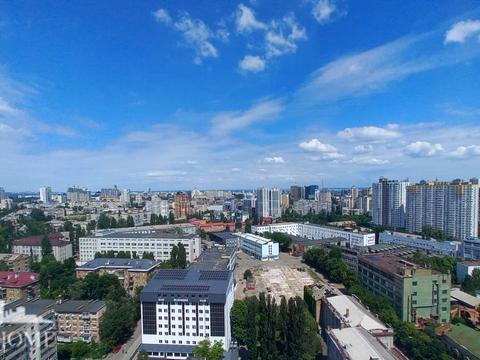 квартира за адресою Кирило-Мефодіївська вул., 2