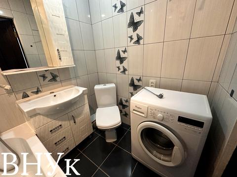 квартира за адресою Чернівці, Героїв Майдану вул. (Червоноармійська), 77-В/2