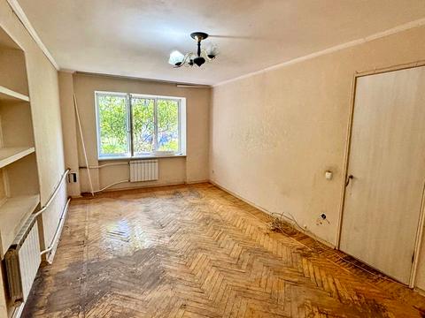 квартира за адресою Будівельників вул., 12