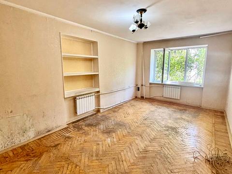 квартира за адресою Будівельників вул., 12