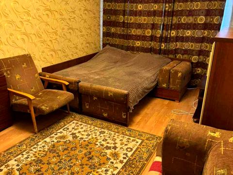 кімната за адресою Євгена Коновальця вул., 121