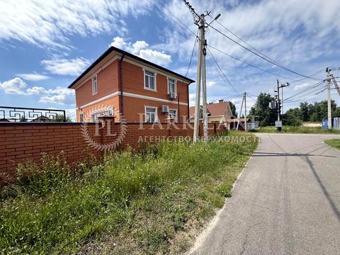 будинок за адресою Центральна вул., 27