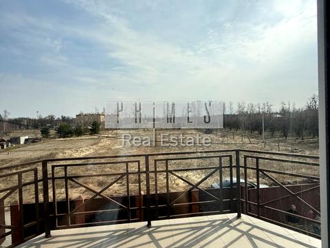 дом по адресу Молодіжна ул., 1