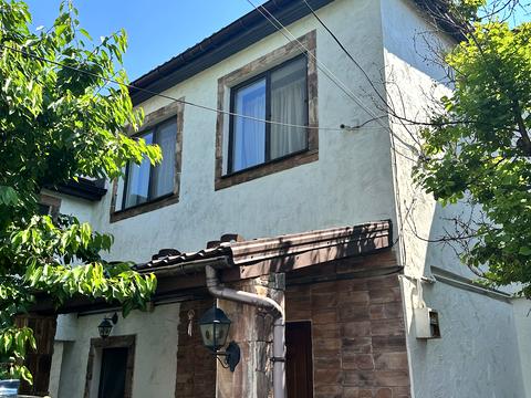 будинок за адресою Леся Курбаса вул. (Петрашевського), 72
