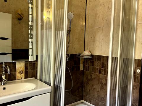 будинок за адресою Леся Курбаса вул. (Петрашевського), 72