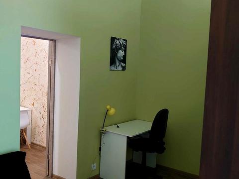 квартира за адресою майдан Героїв Небесної Сотні пл. (Руднєва майдан), 27/7