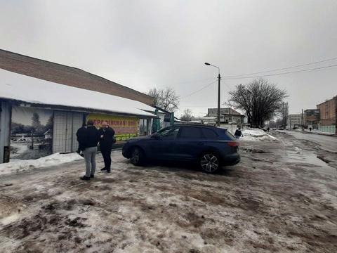 коммерческая по адресу Володимира Сікевича ул., 32