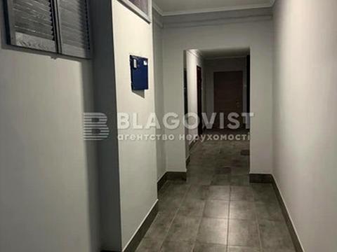 квартира за адресою Ревуцького вул., 7