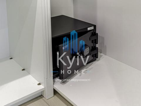 квартира за адресою Золотоустівська вул., 25