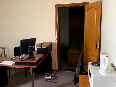 комерційна за адресою Святого Миколая вул. (Артема), 37