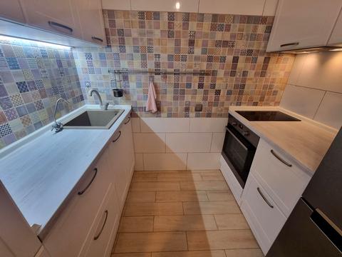 квартира за адресою Регенераторна вул., 4 к3