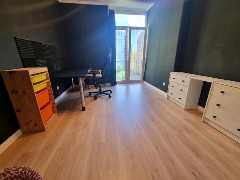 квартира за адресою Регенераторна вул., 4 к3