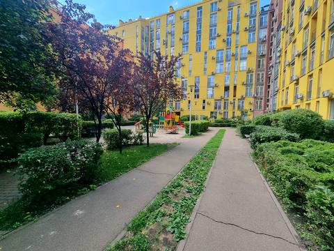 квартира за адресою Регенераторна вул., 4 к3