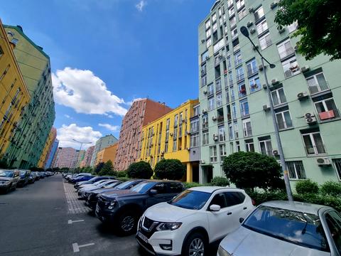квартира за адресою Регенераторна вул., 4 к3